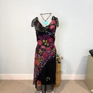 Stunning vintage Y2K black 90s floral slip dress